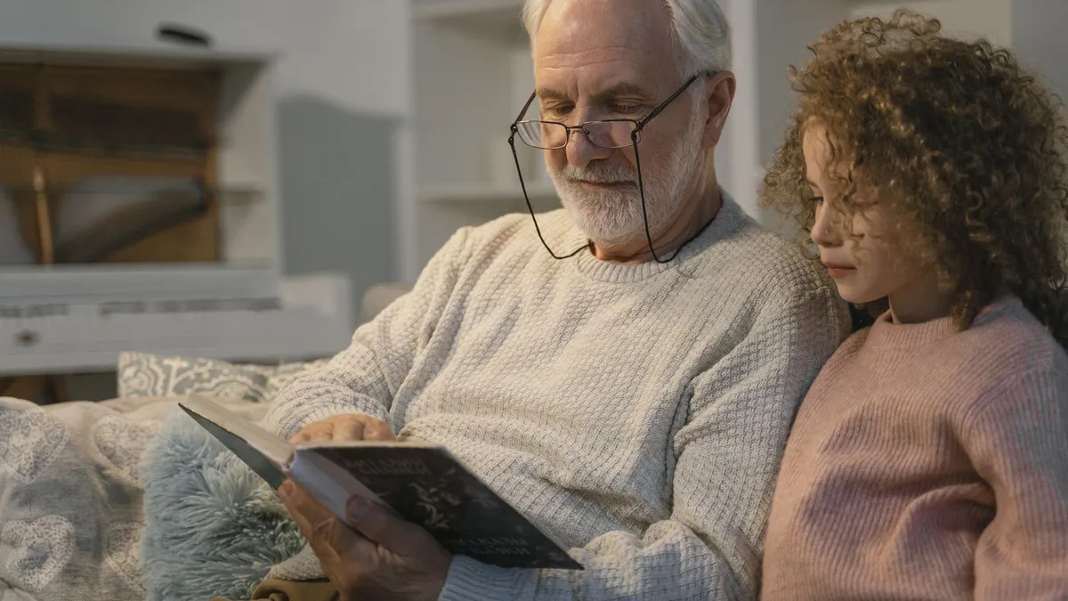Cadeau grand-père : 12 idées qui comptent vraiment